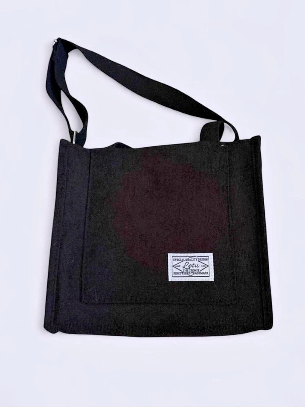 Petite Black Tote Bag 🖤’